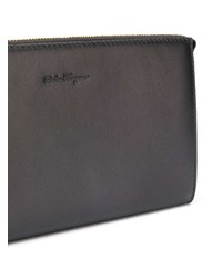 schwarze Leder Clutch Handtasche von Salvatore Ferragamo