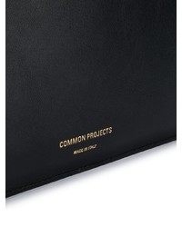 schwarze Leder Clutch Handtasche von Common Projects
