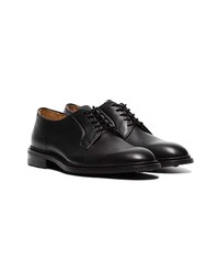 schwarze Leder Derby Schuhe von Trickers