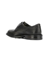 schwarze Leder Derby Schuhe von Trickers