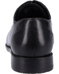 schwarze Leder Derby Schuhe von Clarks