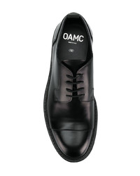 schwarze Leder Derby Schuhe von Oamc