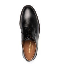 schwarze Leder Derby Schuhe von Common Projects