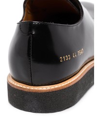 schwarze Leder Derby Schuhe von Common Projects