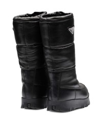 schwarze Leder mittelalte Stiefel von Prada