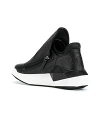 schwarze Leder niedrige Sneakers mit geometrischem Muster von Cinzia Araia