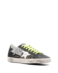 schwarze Leder niedrige Sneakers mit Sternenmuster von Golden Goose