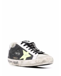 schwarze Leder niedrige Sneakers mit Sternenmuster von Golden Goose