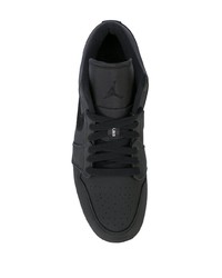 schwarze Leder niedrige Sneakers von Jordan