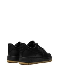 schwarze Leder niedrige Sneakers von Nike