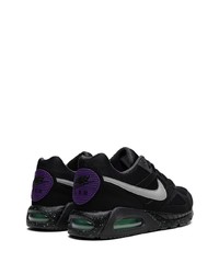 schwarze Leder niedrige Sneakers von Nike