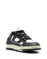 schwarze Leder niedrige Sneakers von Axel Arigato