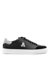 schwarze Leder niedrige Sneakers von Axel Arigato