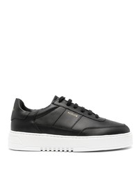 schwarze Leder niedrige Sneakers von Axel Arigato