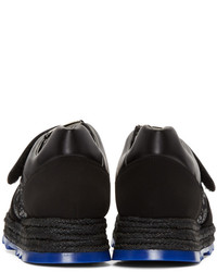 schwarze Leder niedrige Sneakers von Stella McCartney