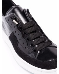 schwarze Leder niedrige Sneakers von NEW STANDARD