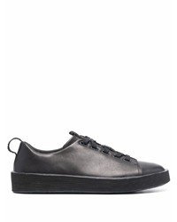 schwarze Leder niedrige Sneakers von Camper