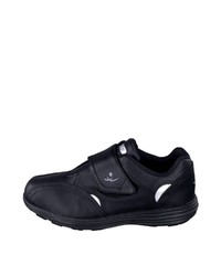 schwarze Leder niedrige Sneakers von Chung Shi