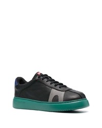 schwarze Leder niedrige Sneakers von Camper