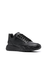 schwarze Leder niedrige Sneakers von Alexander McQueen