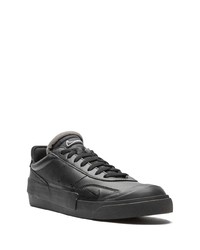 schwarze Leder niedrige Sneakers von Nike