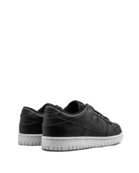 schwarze Leder niedrige Sneakers von Nike