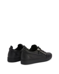 schwarze Leder niedrige Sneakers von Giuseppe Zanotti