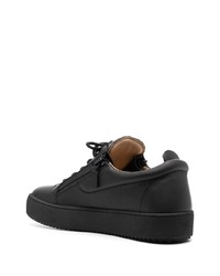 schwarze Leder niedrige Sneakers von Giuseppe Zanotti