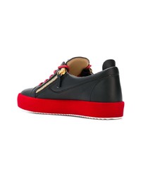 schwarze Leder niedrige Sneakers von Giuseppe Zanotti Design