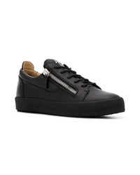 schwarze Leder niedrige Sneakers von Giuseppe Zanotti Design