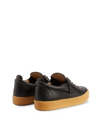 schwarze Leder niedrige Sneakers von Giuseppe Zanotti