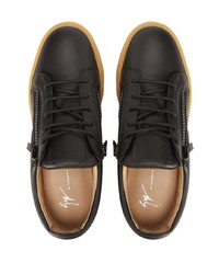 schwarze Leder niedrige Sneakers von Giuseppe Zanotti