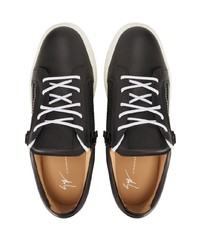 schwarze Leder niedrige Sneakers von Giuseppe Zanotti