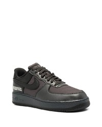 schwarze Leder niedrige Sneakers von Nike