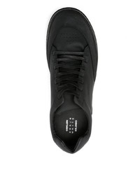 schwarze Leder niedrige Sneakers von OSKLEN