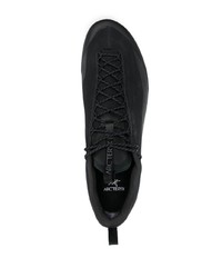 schwarze Leder niedrige Sneakers von Arc'teryx