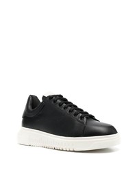 schwarze Leder niedrige Sneakers von Emporio Armani