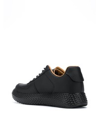 schwarze Leder niedrige Sneakers von Emporio Armani