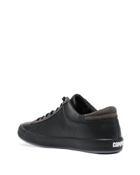 schwarze Leder niedrige Sneakers von Camper