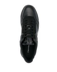 schwarze Leder niedrige Sneakers von Calvin Klein Jeans