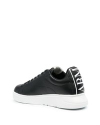 schwarze Leder niedrige Sneakers von Emporio Armani