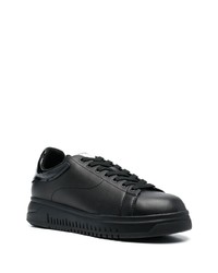 schwarze Leder niedrige Sneakers von Emporio Armani