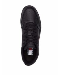 schwarze Leder niedrige Sneakers von Tommy Hilfiger