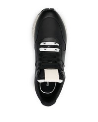 schwarze Leder niedrige Sneakers von Emporio Armani