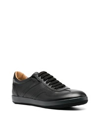 schwarze Leder niedrige Sneakers von Emporio Armani