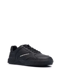 schwarze Leder niedrige Sneakers von Emporio Armani