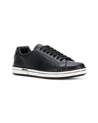 schwarze Leder niedrige Sneakers von Prada