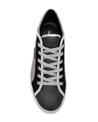 schwarze Leder niedrige Sneakers von Crime London