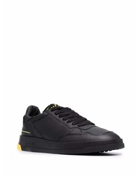 schwarze Leder niedrige Sneakers von Ghoud