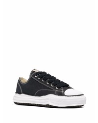 schwarze Leder niedrige Sneakers von Maison Mihara Yasuhiro